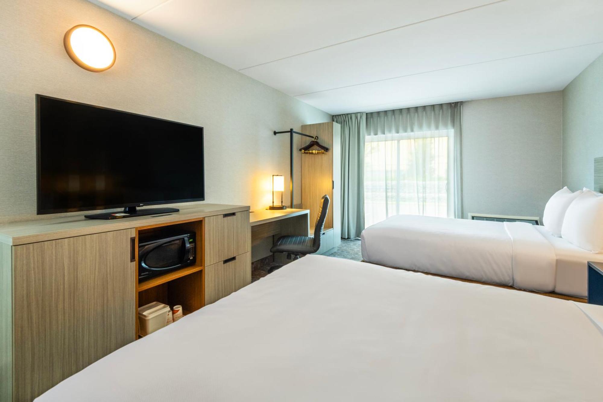 Comfort Inn Hwy 401 Kingston Buitenkant foto
