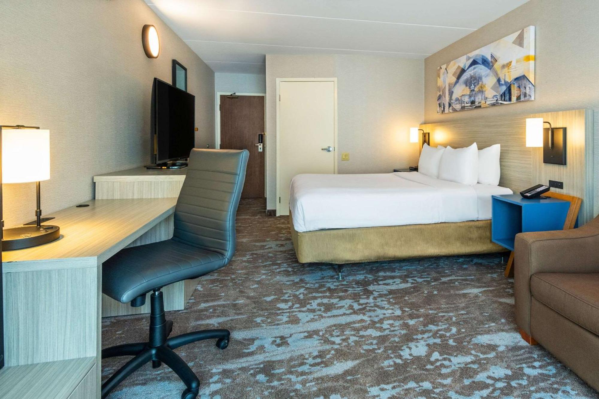 Comfort Inn Hwy 401 Kingston Buitenkant foto